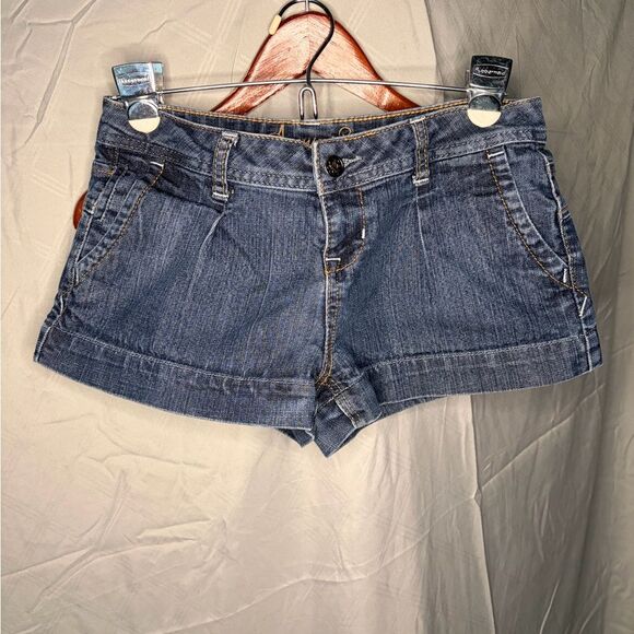 American Rag Pants - American Rag Classic Blue Jean Shorts